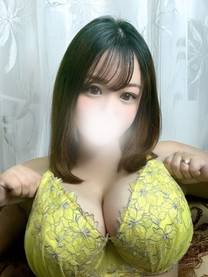 �E����