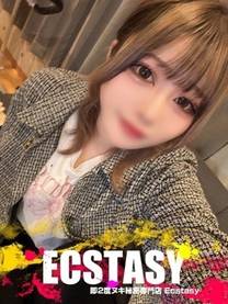 ���q �����