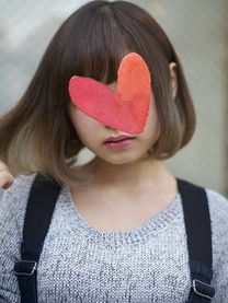 �����
